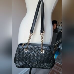 Darcy Marks London Elegant Black Woven Shoulder Bag with Gold Accents
